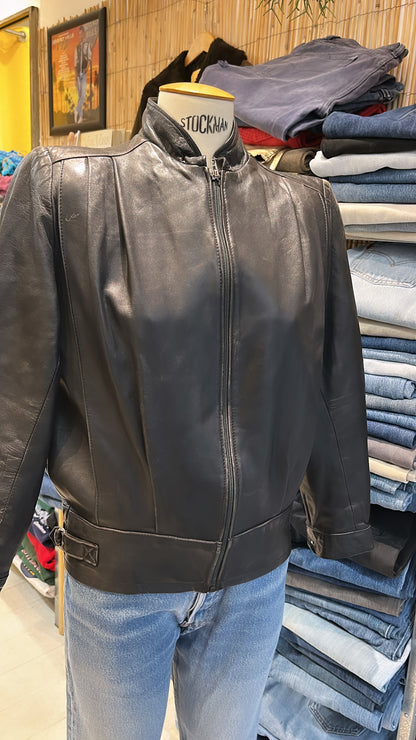 Veste en cuir noir