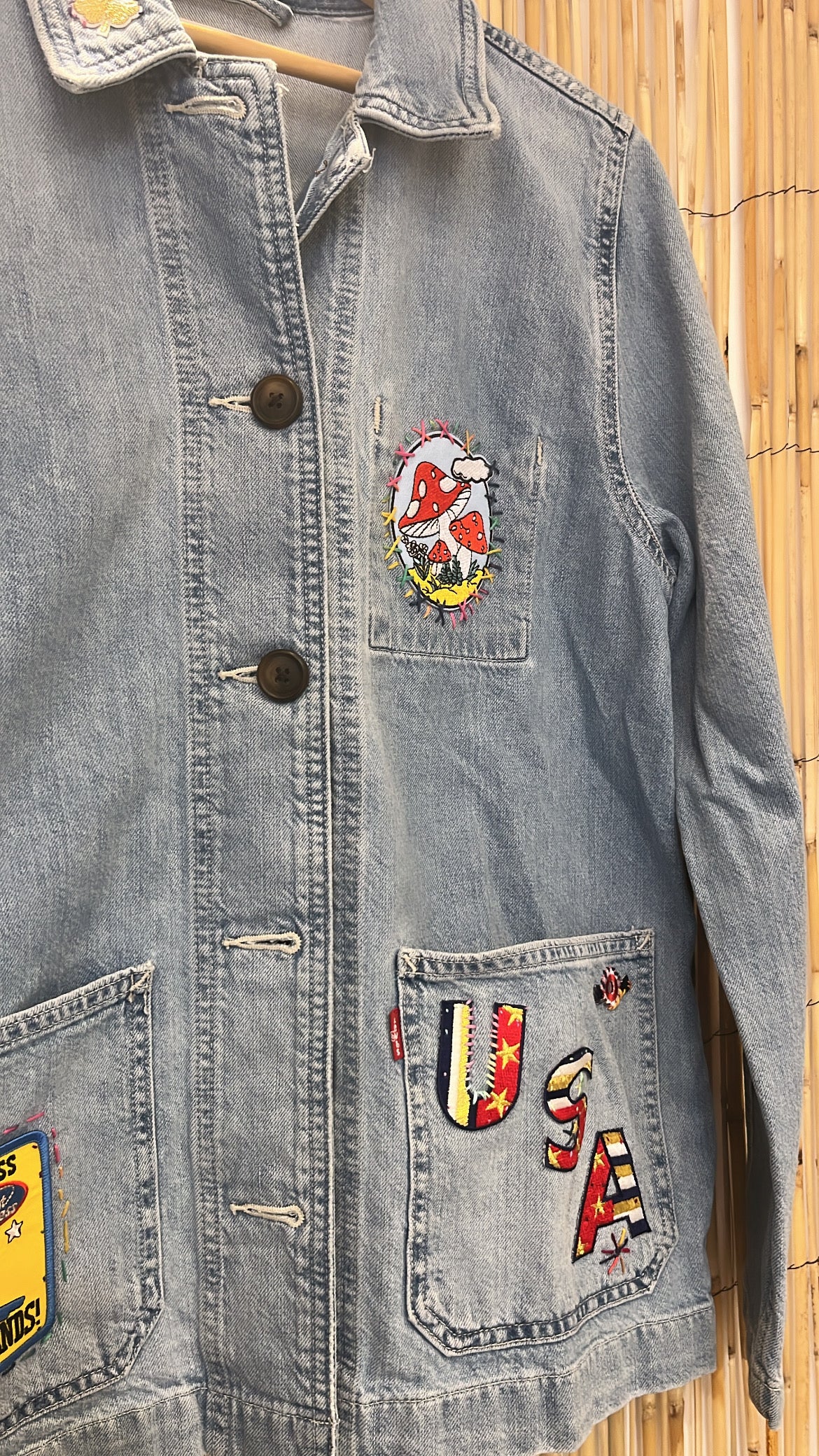 Veste en jean upcyclée