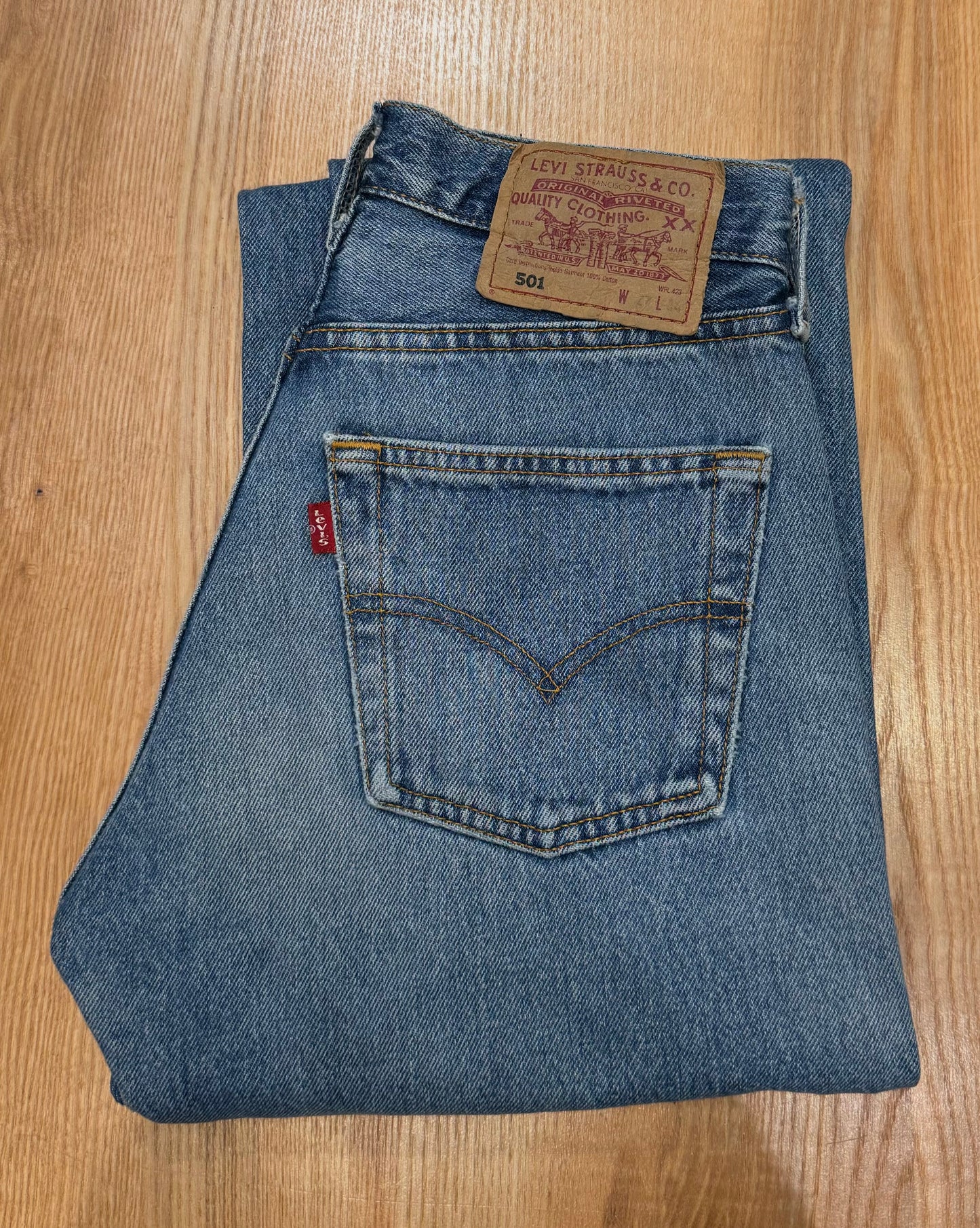 Jeans Levi's 501 W27 L34 - numéro V3