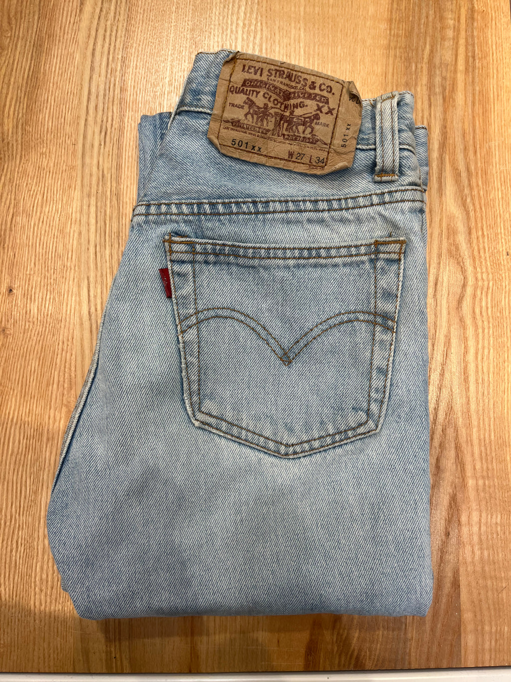 Jeans Levi's 501 W27 L34 - numéro G2