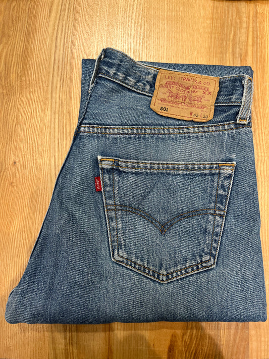 Jeans Levi's 501 W33 L30 - numéro A2