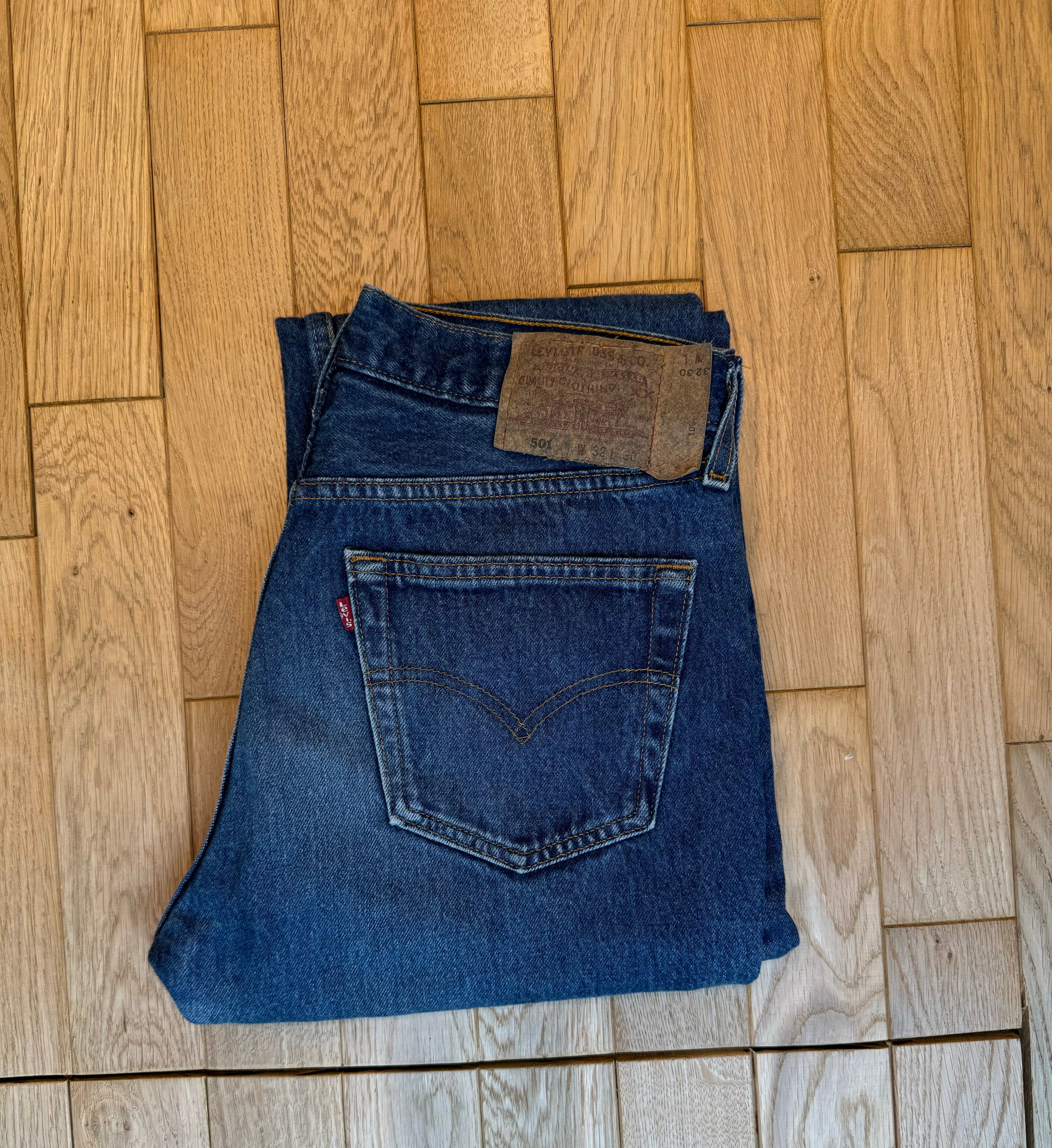 Jeans Levi's 501 W32 L30 - numéro C3