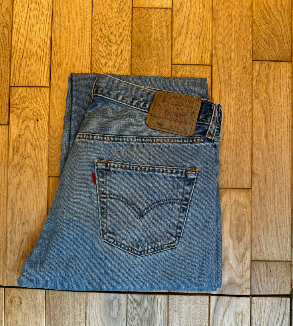 Jeans Levi's 501 W36 L30 - numéro J3