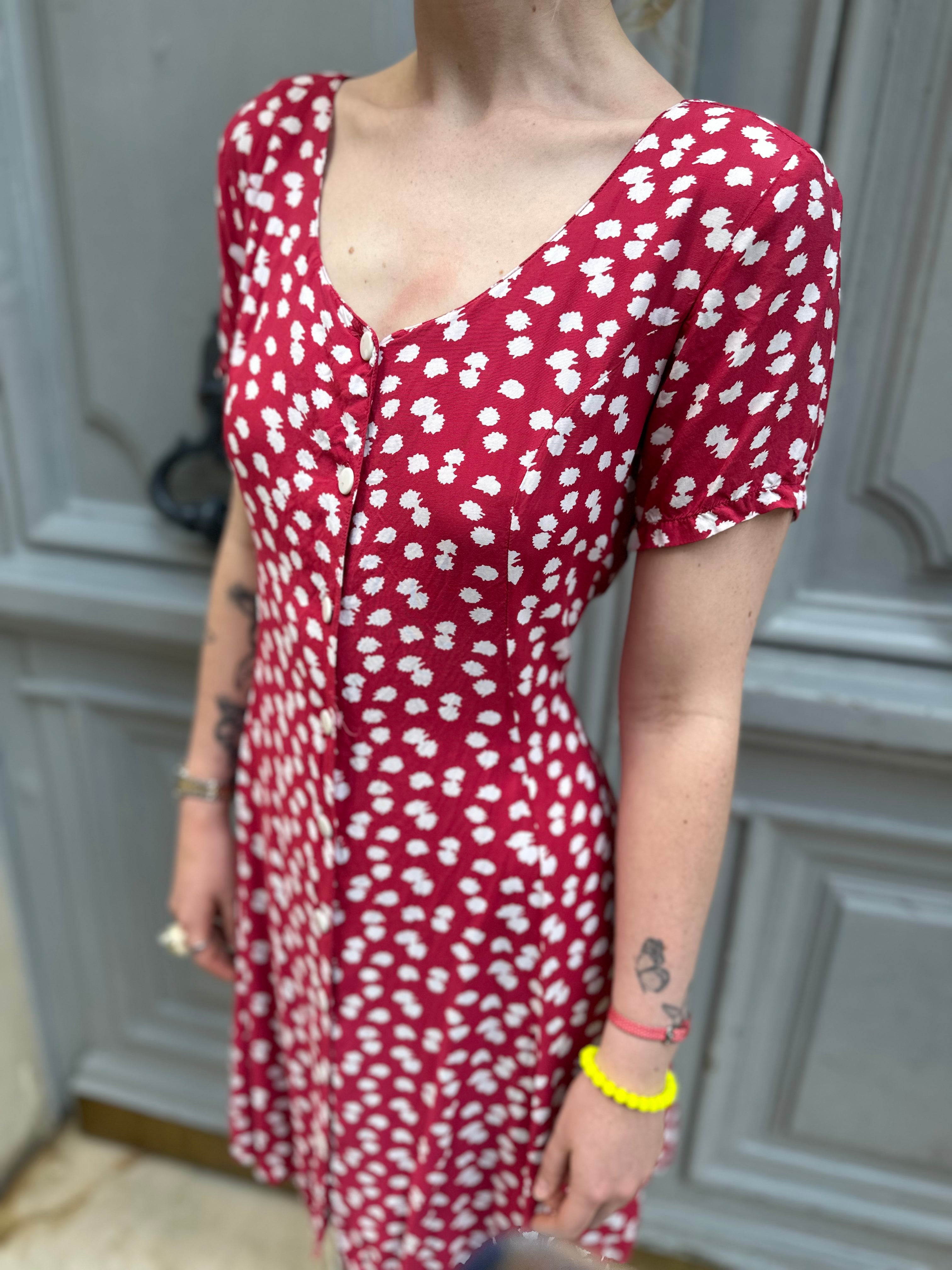 Robe rouge a pois sale