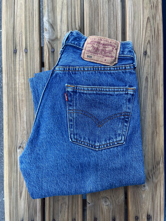 Jeans Levi's 501 W27 L32 numéro FF