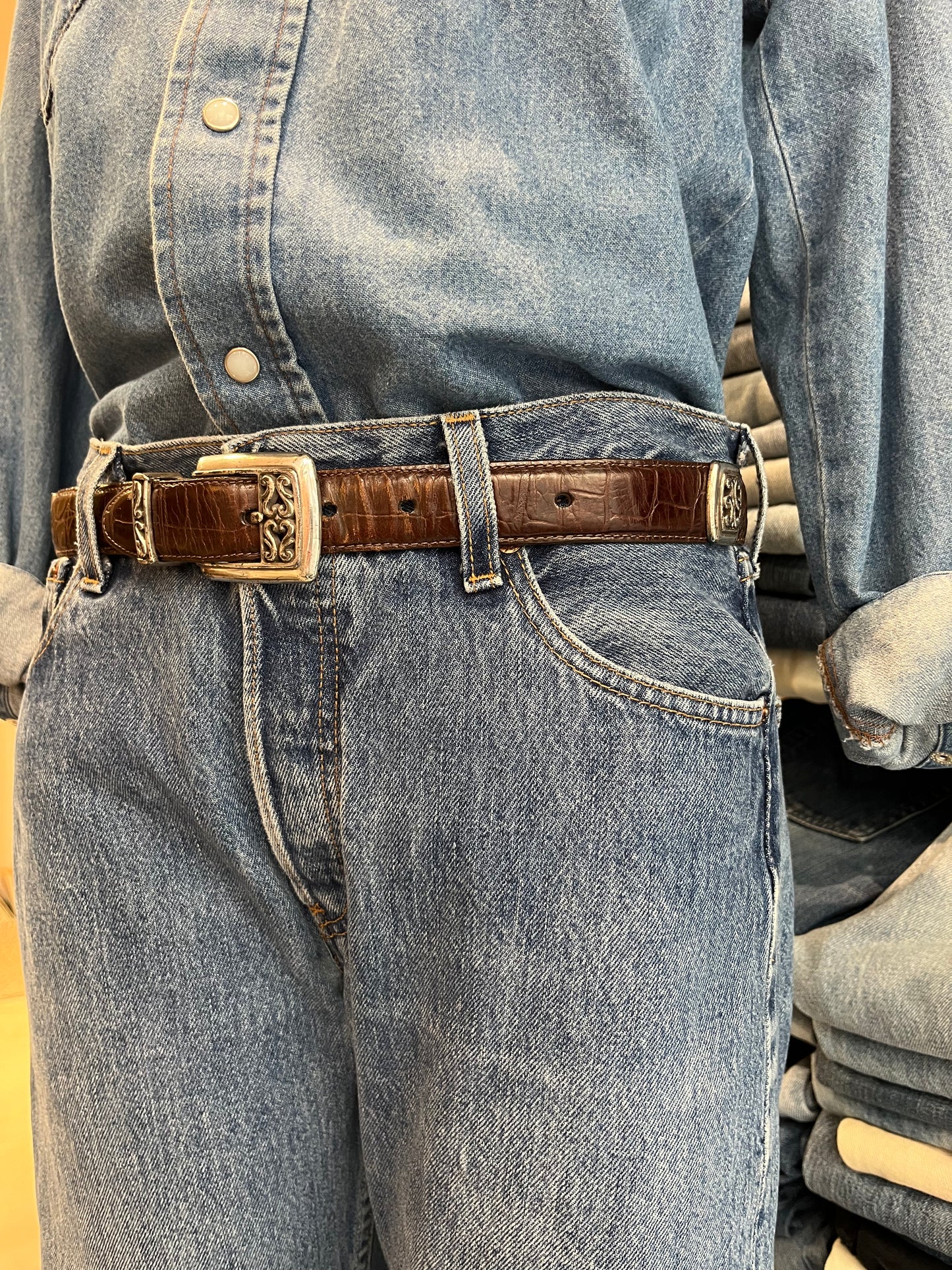 Ceinture marron et métallique