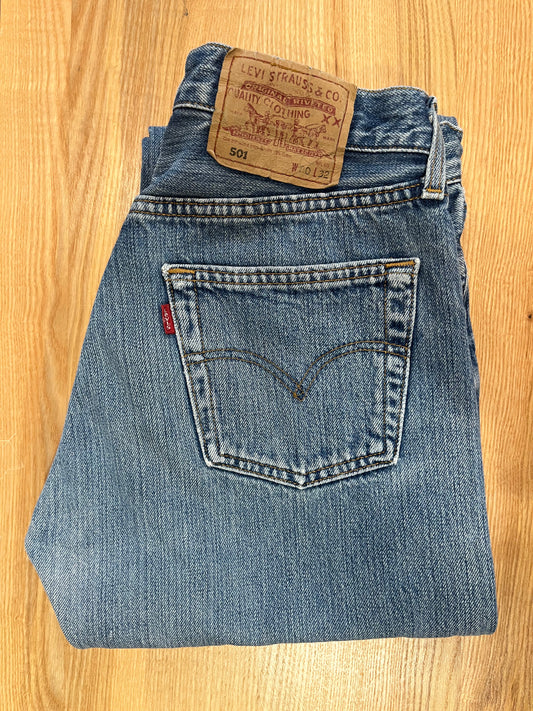 Jeans Levi's 501 W30 L32 numéro Q1