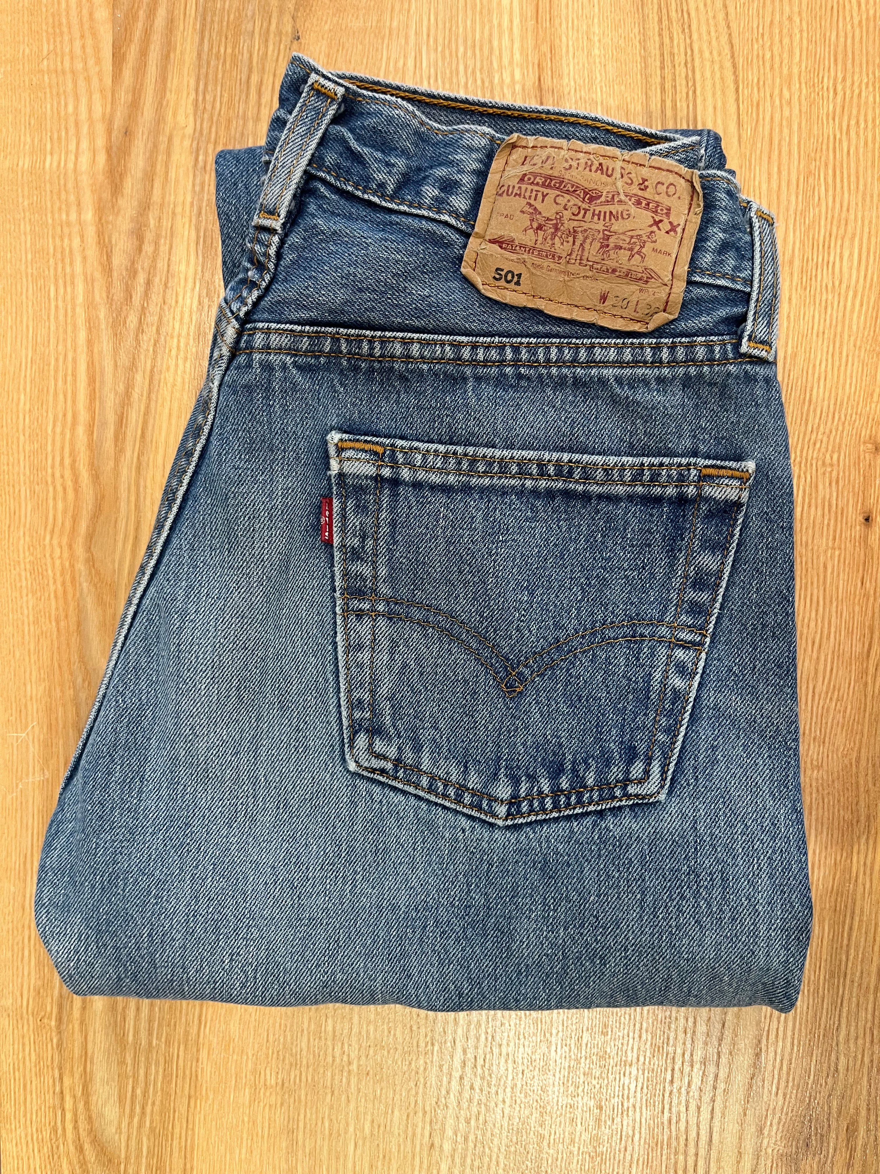 Jeans Levi's 501 W30 L32 numéro R1