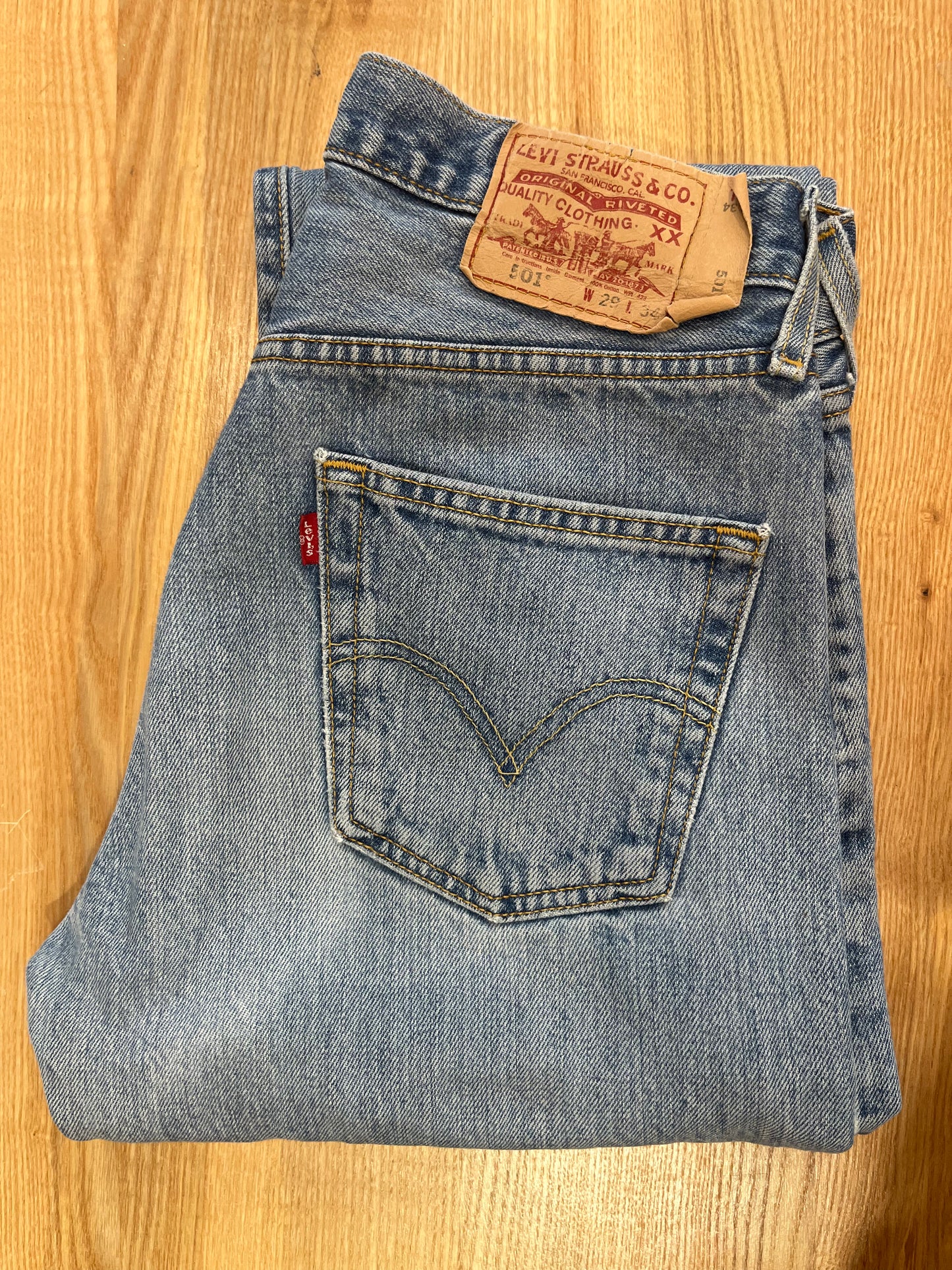 Jeans Levi's 501 W29 L34 numéro T1