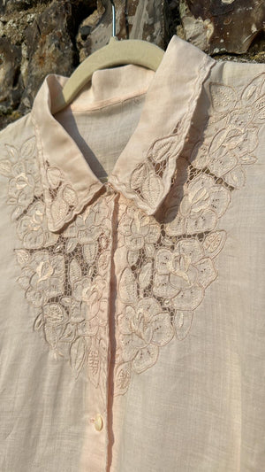 Blouse lingerie rose poudré